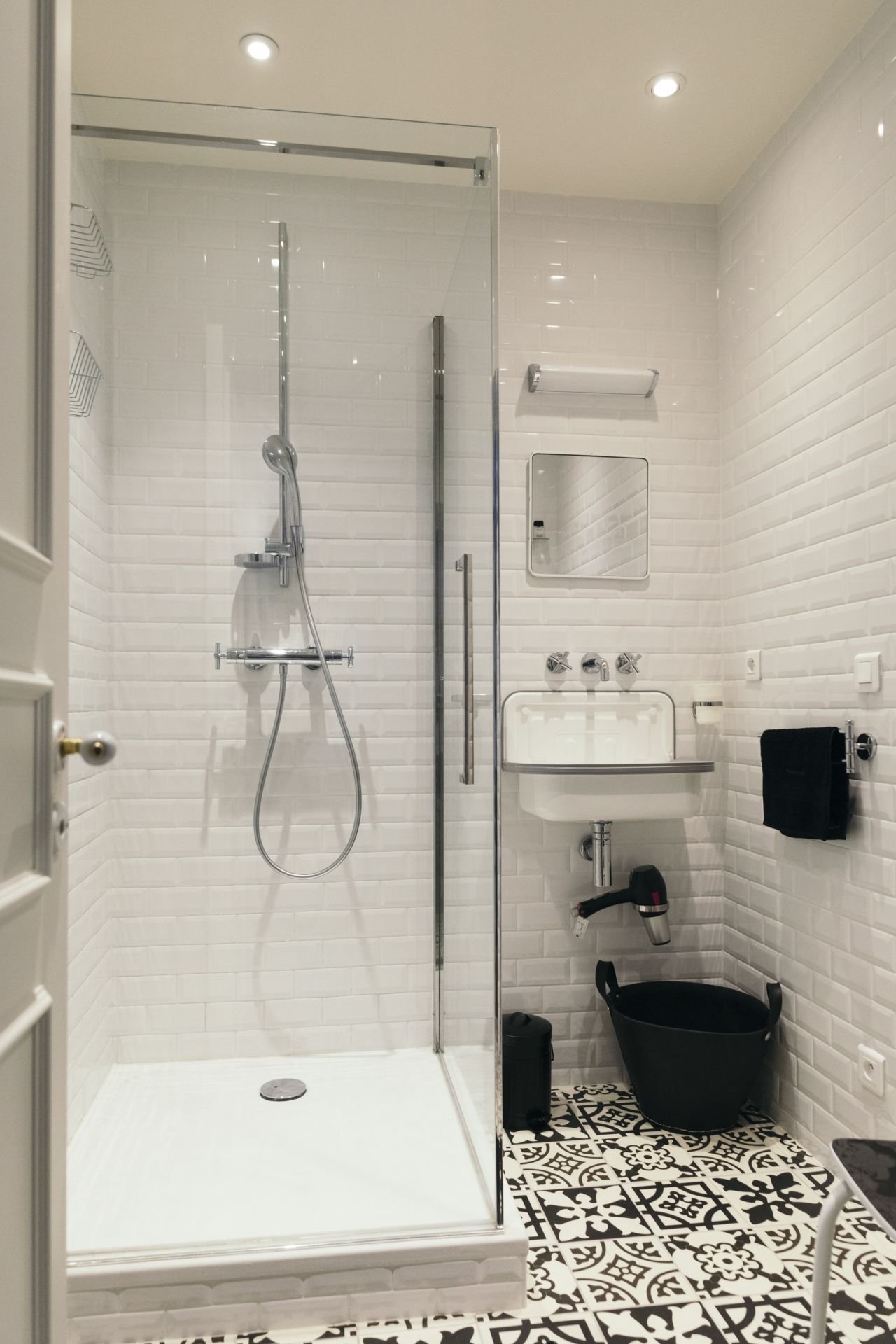 Appartement atypique à Paris – photo 12