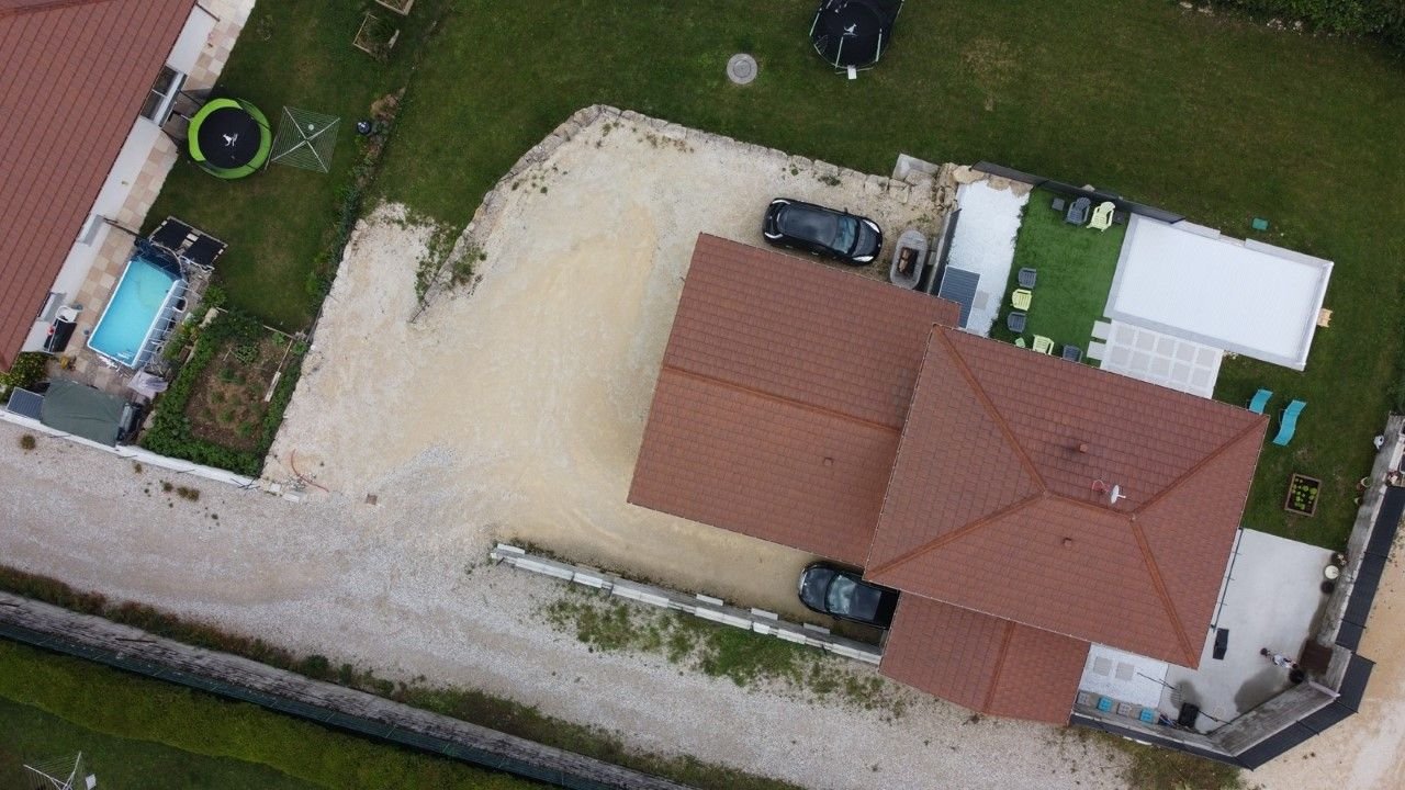 Maison moderne proche Lyon – photo 9