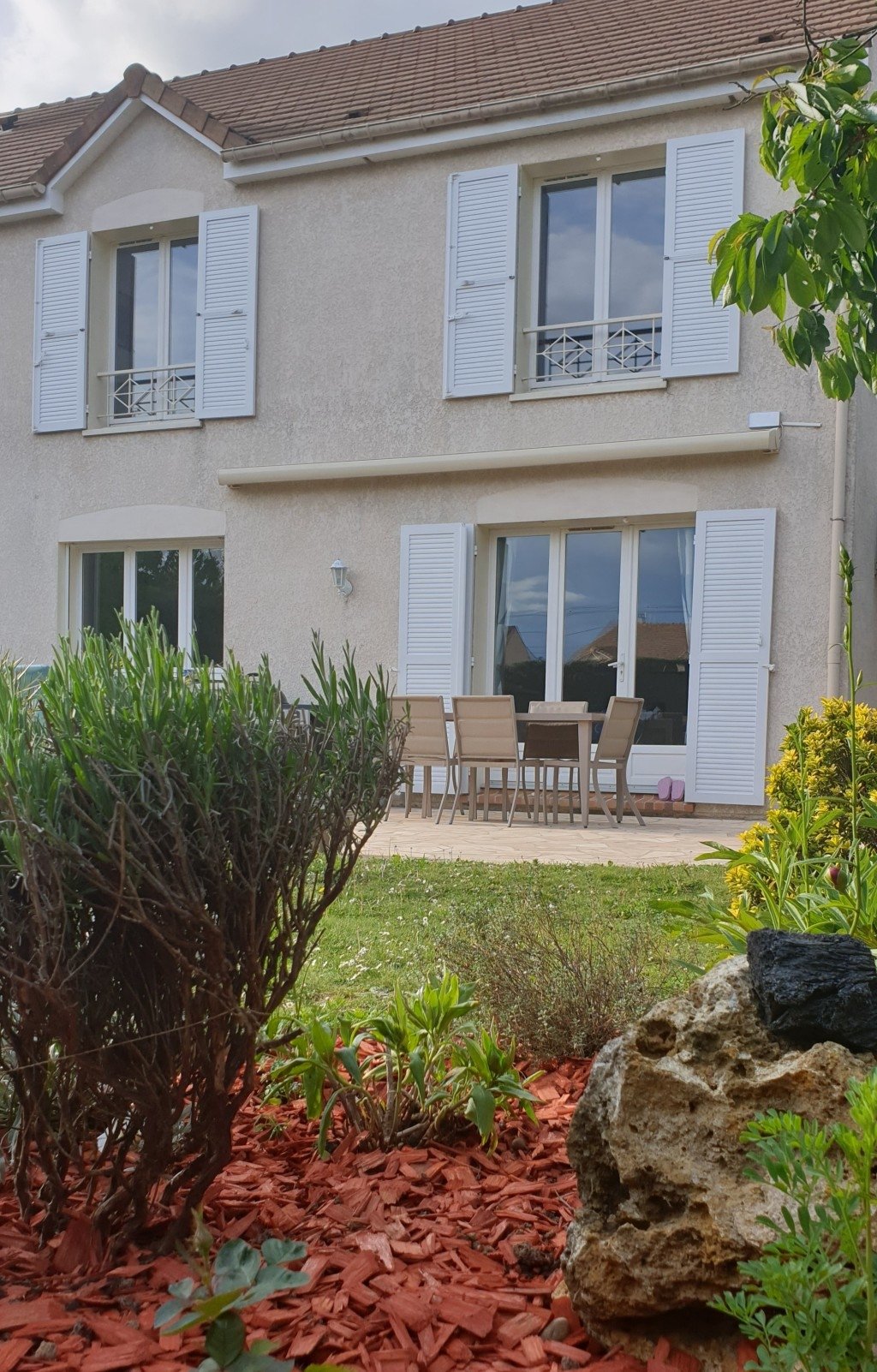 Pavillon des années 2000 proche Paris – photo 1