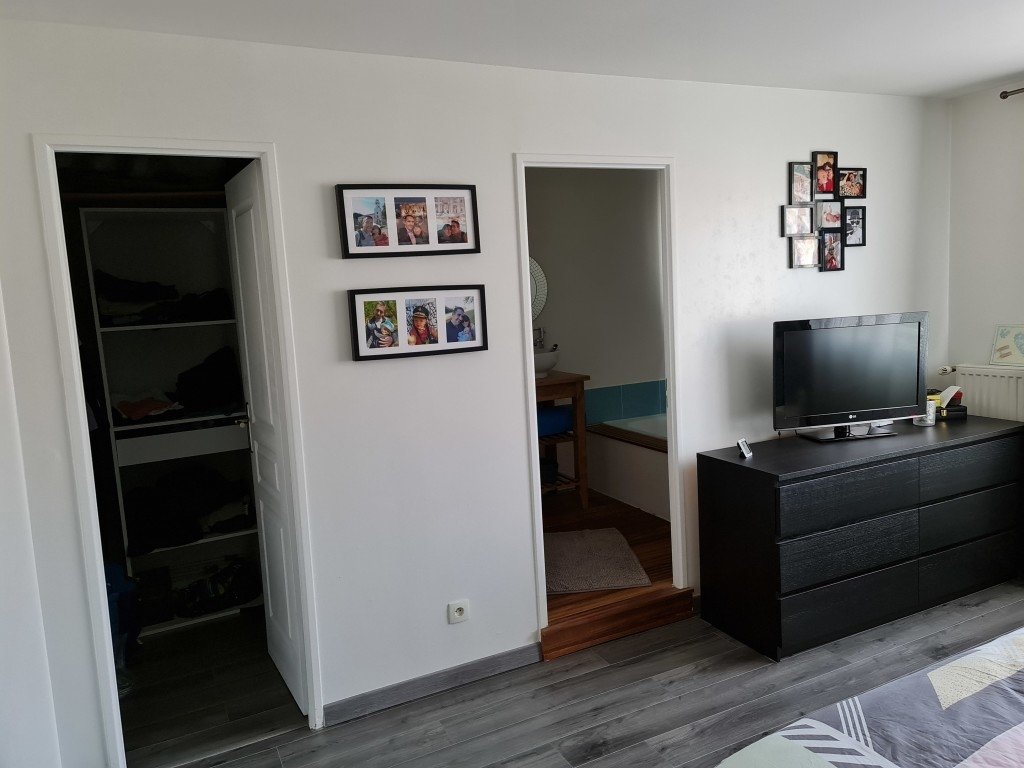 Pavillon des années 2000 proche Paris – photo 10