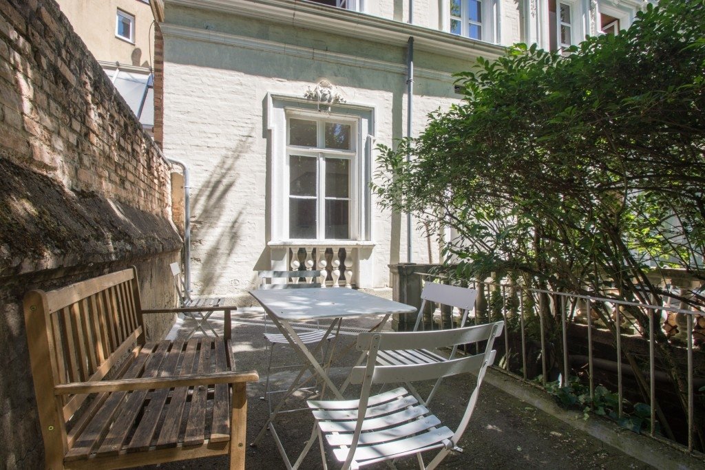 Maison divisée en plusieurs appartements (Est) – photo 6