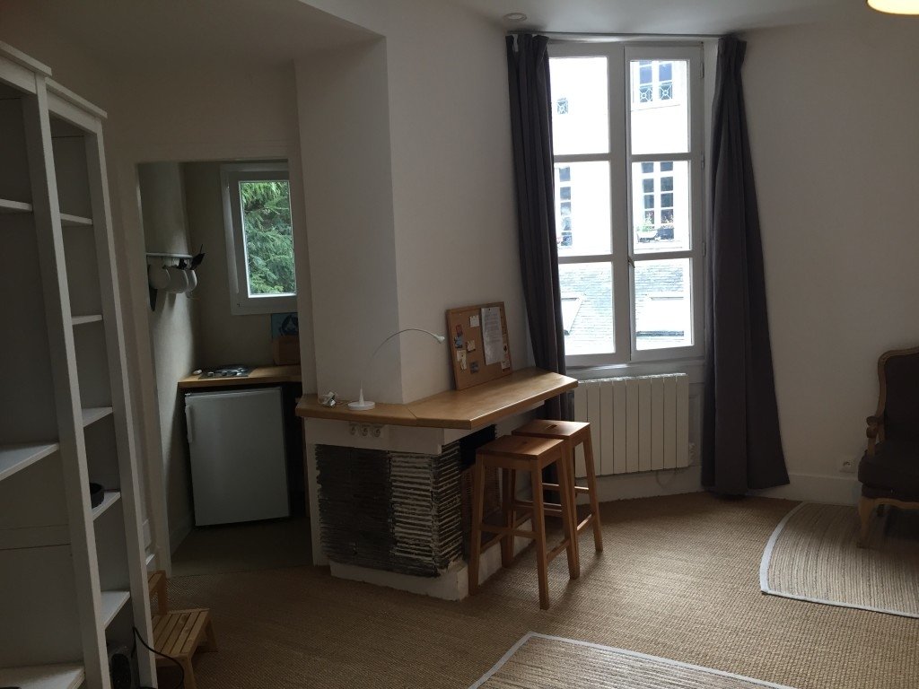 Maison divisée en plusieurs appartements (Est) – photo 14