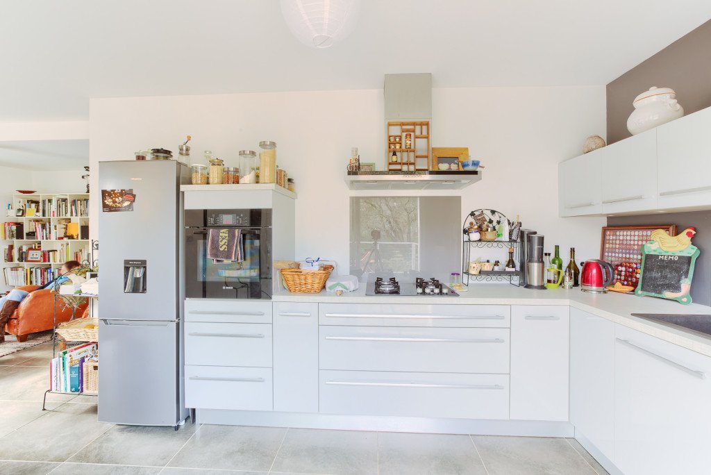 Maison en bordure de rivière – photo 11