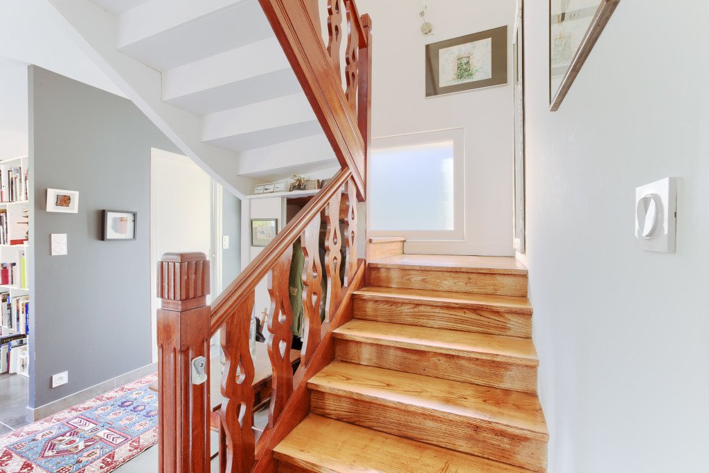 Maison en bordure de rivière – photo 12