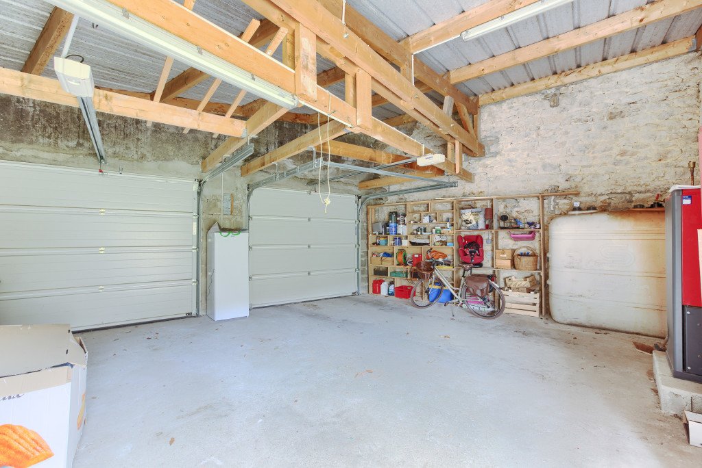 Maison en bordure de rivière – photo 18