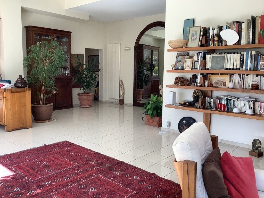 Appartement duplex, vue sur un jardin en région parisienne – photo 3