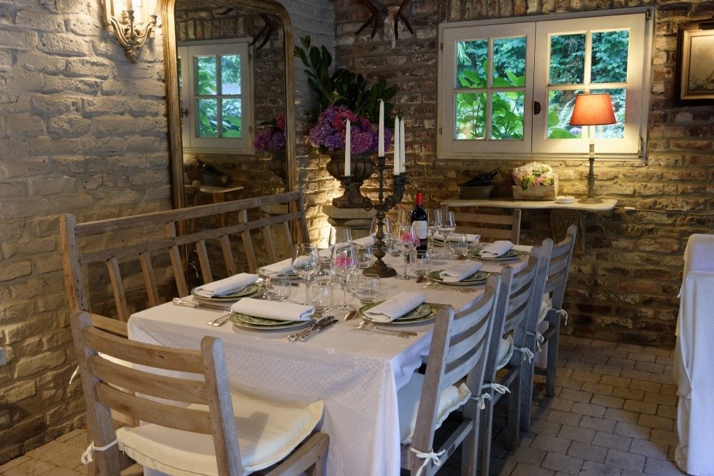 Manoir de style anglo-normand, ameublement ancien (Belgique) – photo 26