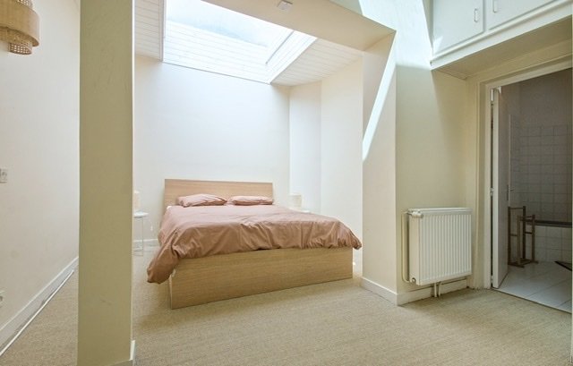 Maison divisée en plusieurs appartements (Est) – photo 18