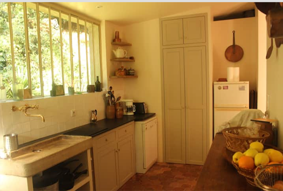 Manoir et ses dépendances – photo 10