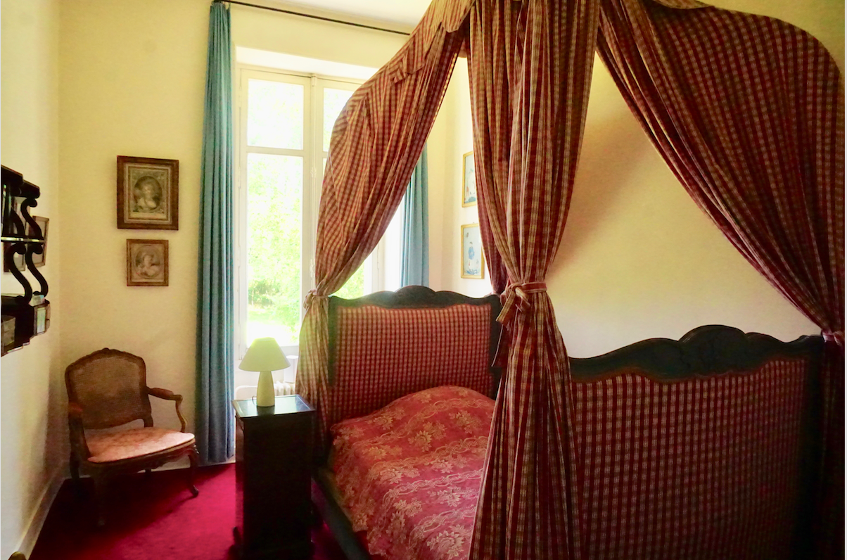 Manoir et ses dépendances – photo 12