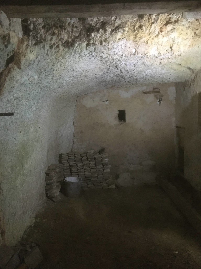 Maisonnette troglodyte – photo 9
