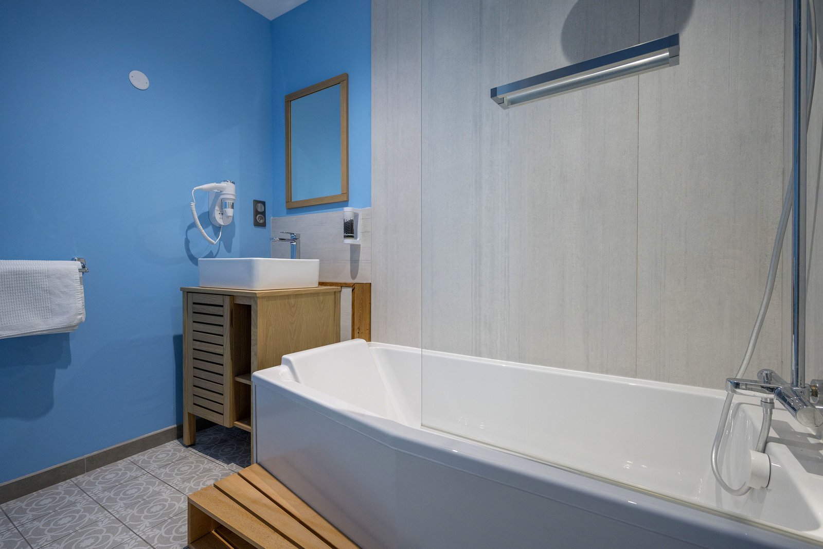 Château dans un parc de 11 hectares – photo 14