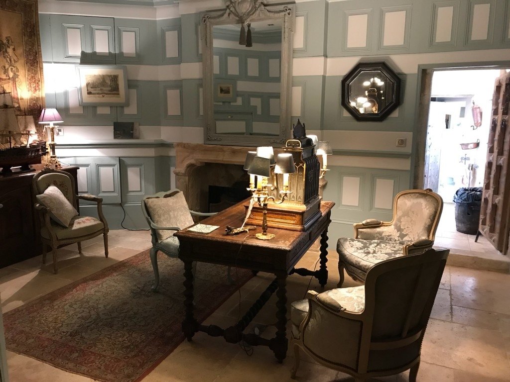 Château du XIIIe siècle avec vue sur les massifs – photo 3