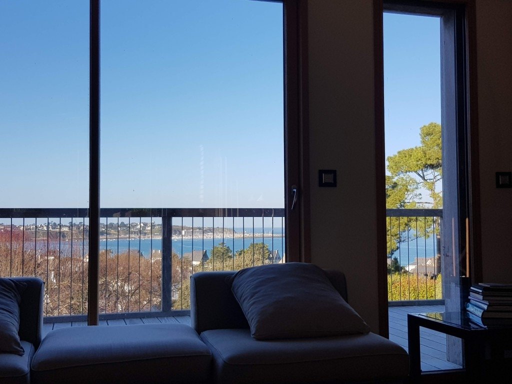 Villa d’architecte face à la mer – photo 1