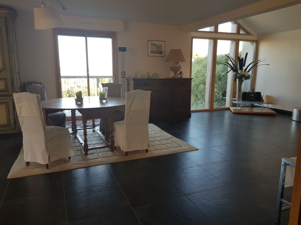 Villa d’architecte face à la mer – photo 5