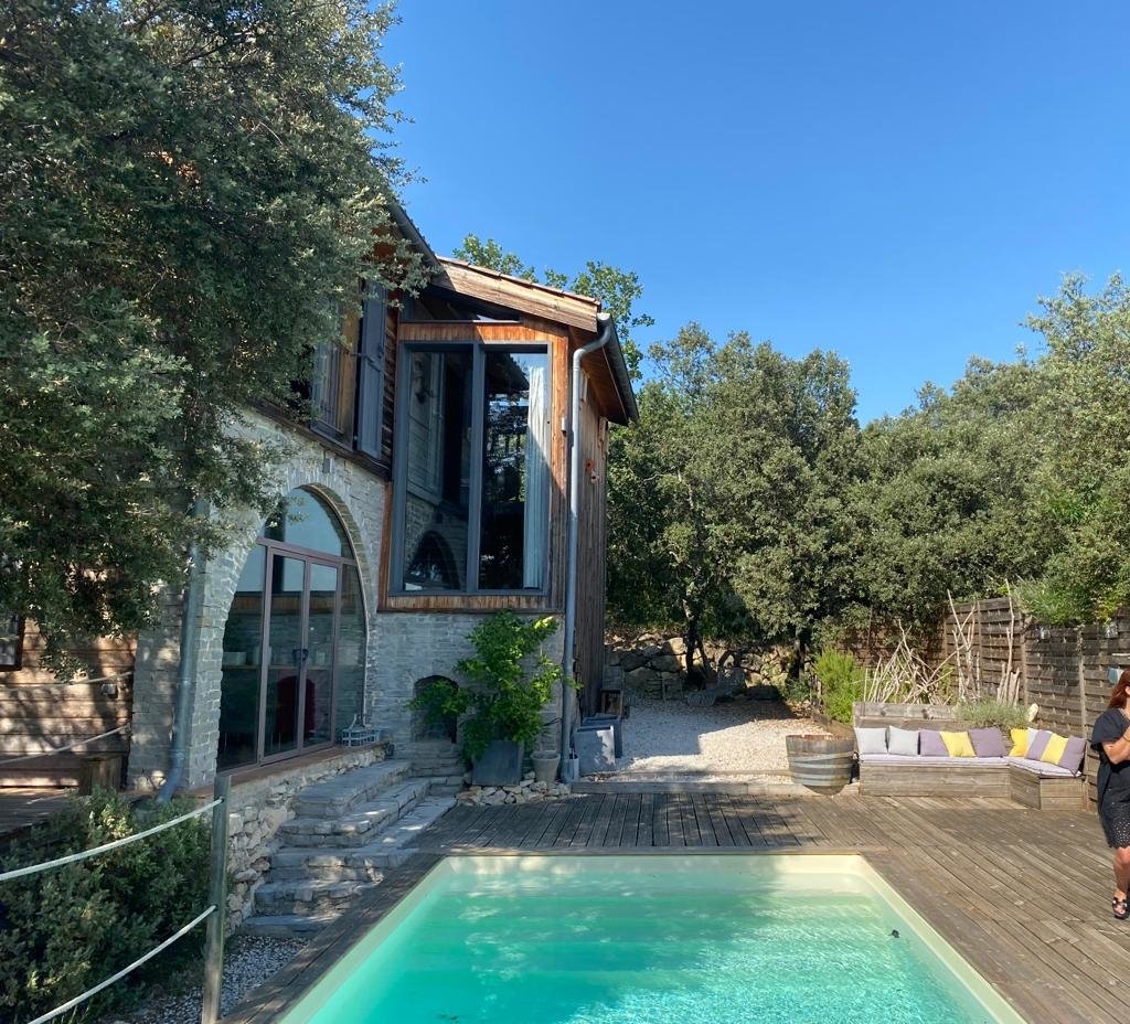 Maison atypique dans environnement boisé – photo 8