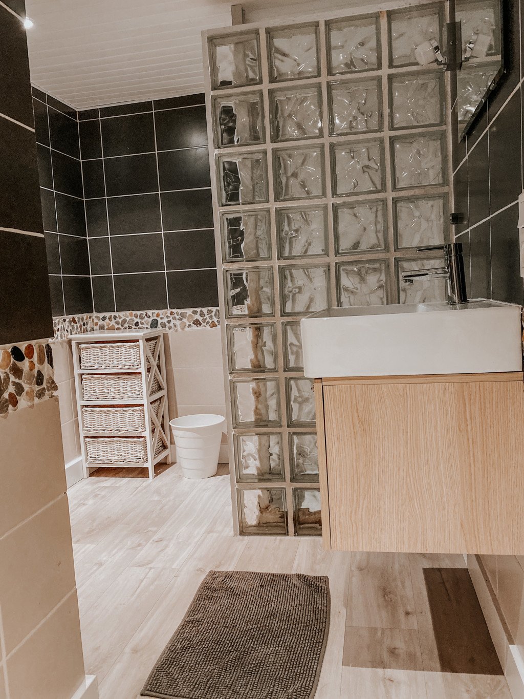 Hameau de sept maisons – photo 13