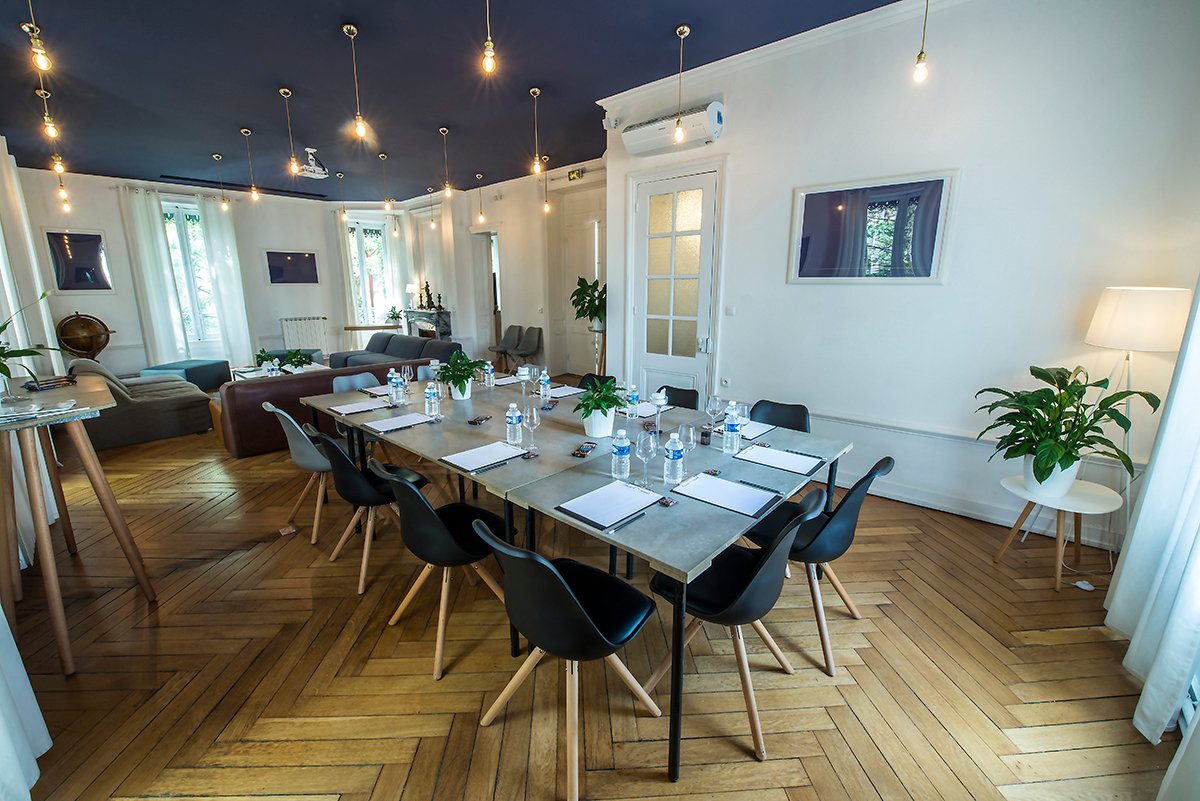 Hôtel particulier avec jardin – photo 6