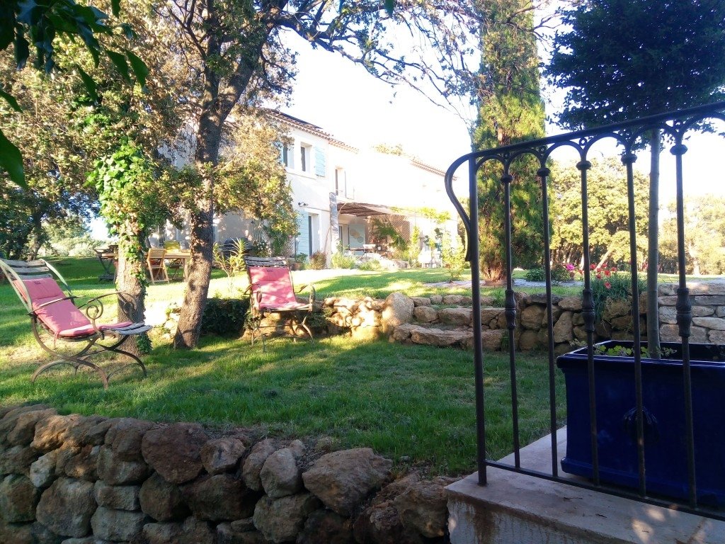 Maison avec jardin paysager – photo 1