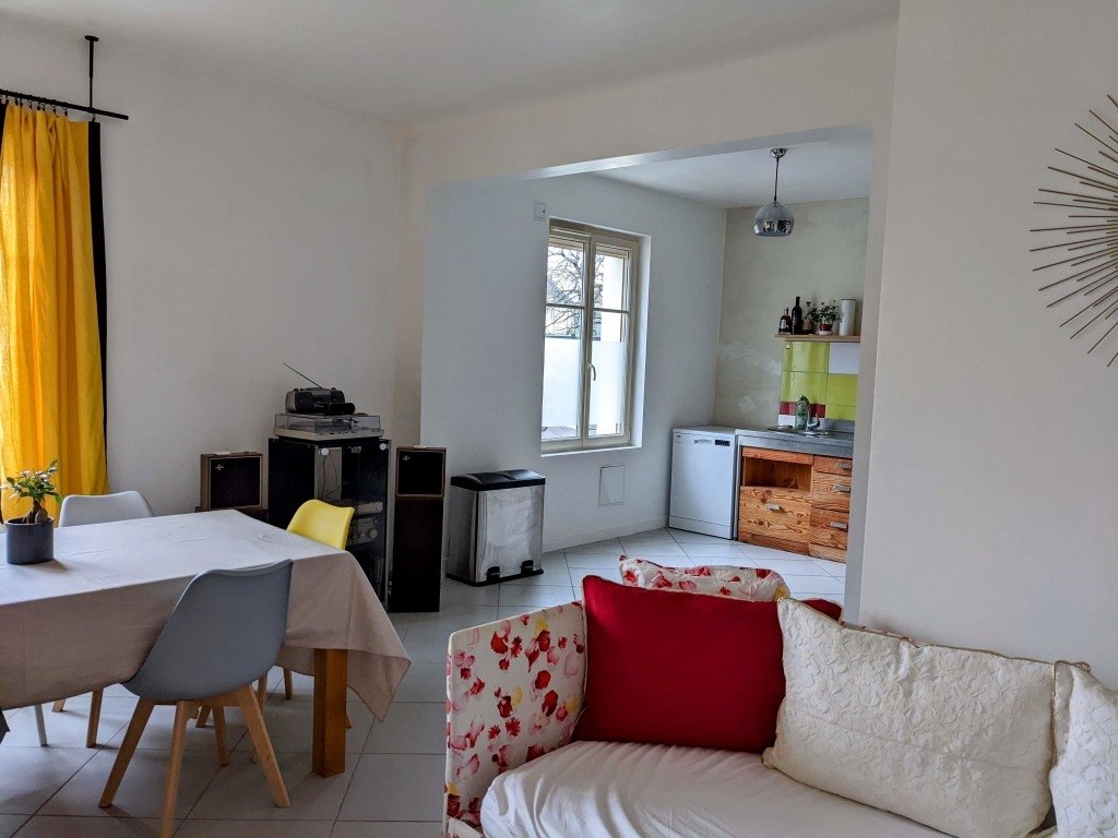 Maison de ville, studios, 2 garages, 2 caves – photo 8