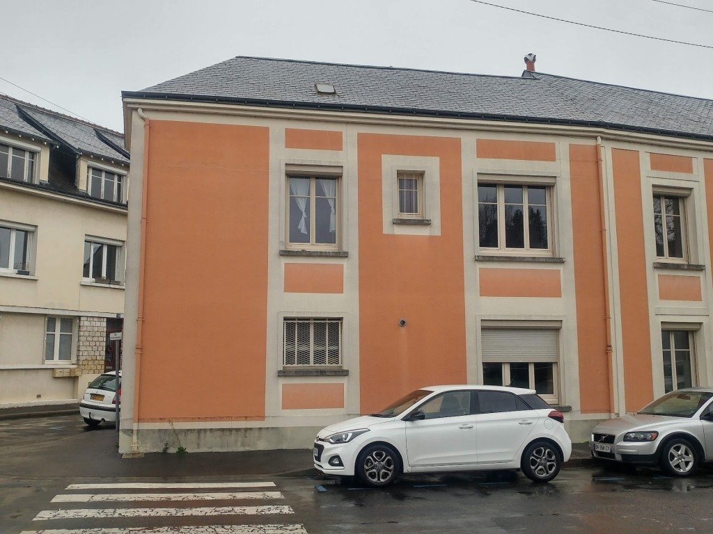 Maison de ville, studios, 2 garages, 2 caves – photo 13