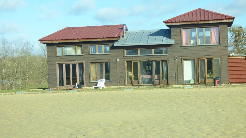 Maison en bois style chalet en pleine nature – photo 3