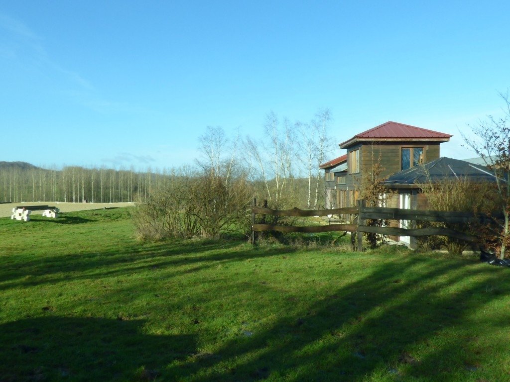 Maison en bois style chalet en pleine nature – photo 6