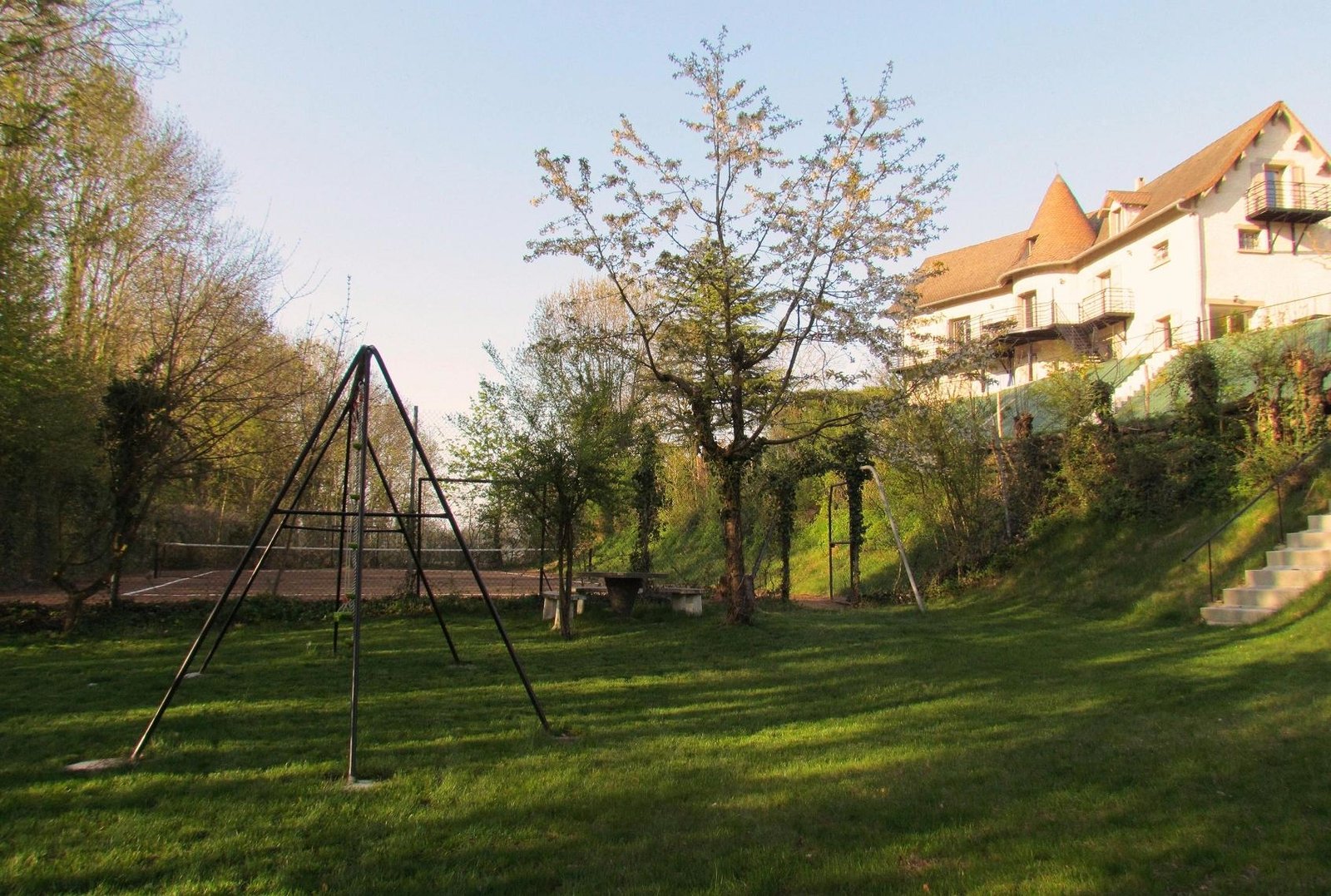 Gîte avec bel espace extérieur – photo 12