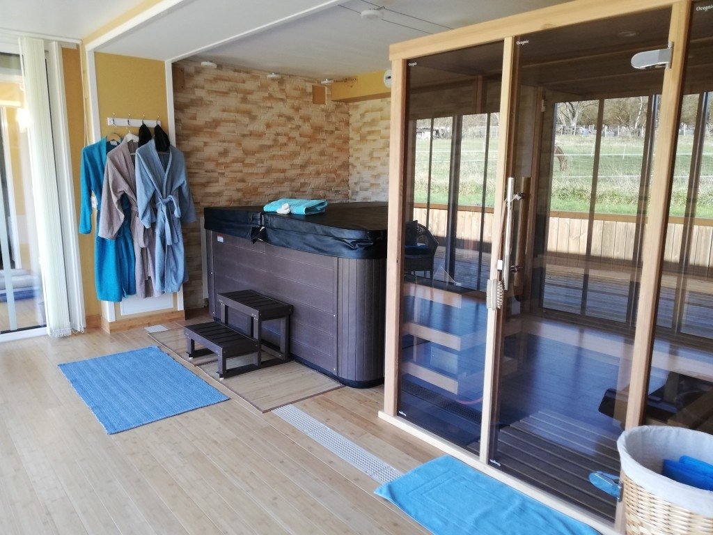 2 maisons style longère en bois – photo 6