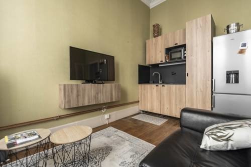 Appartement au rez-de-chaussée – photo 4