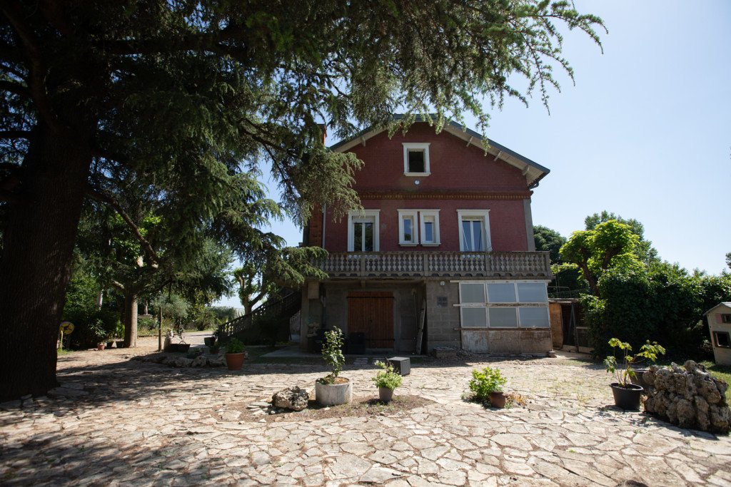 Maison sur parc arboré – photo 10