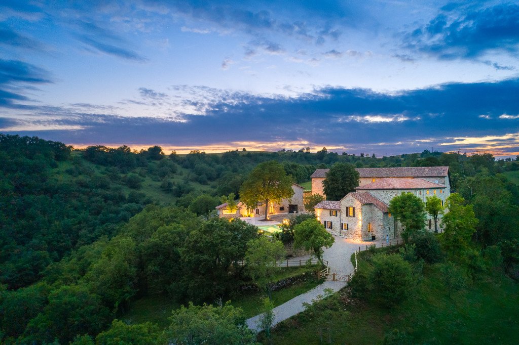 Domaine dans un parc avec de nombreux espaces – photo 4