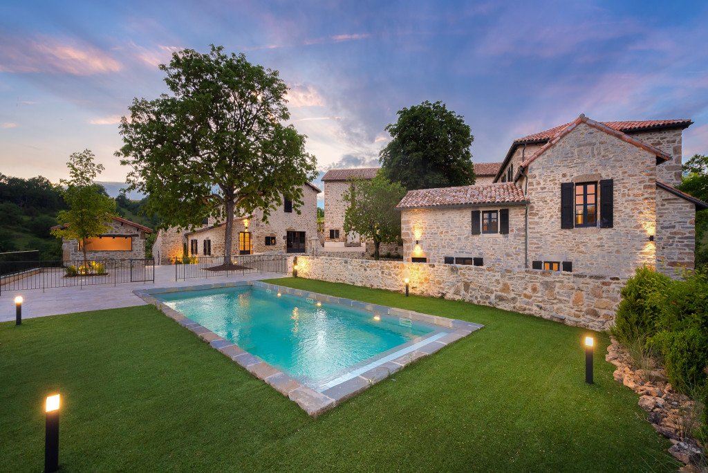 Domaine dans un parc avec de nombreux espaces – photo 6