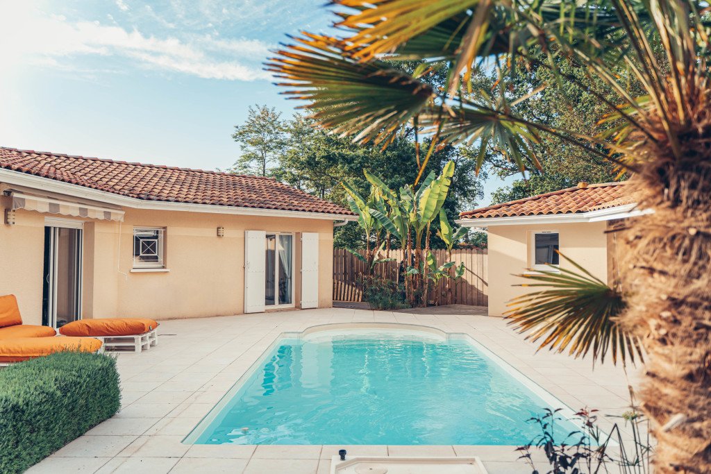 Villa contemporaine avec piscine – photo 4