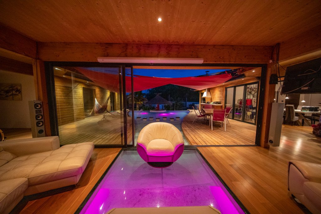 Maison contemporaine atypique en bois – photo 25