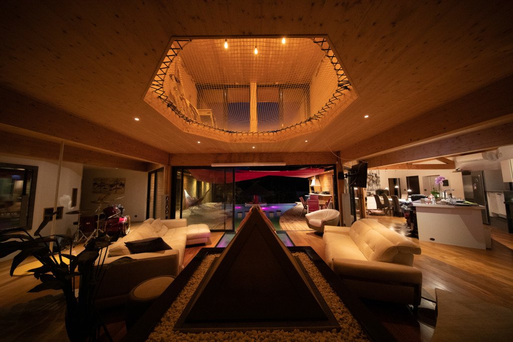 Maison contemporaine atypique en bois – photo 26