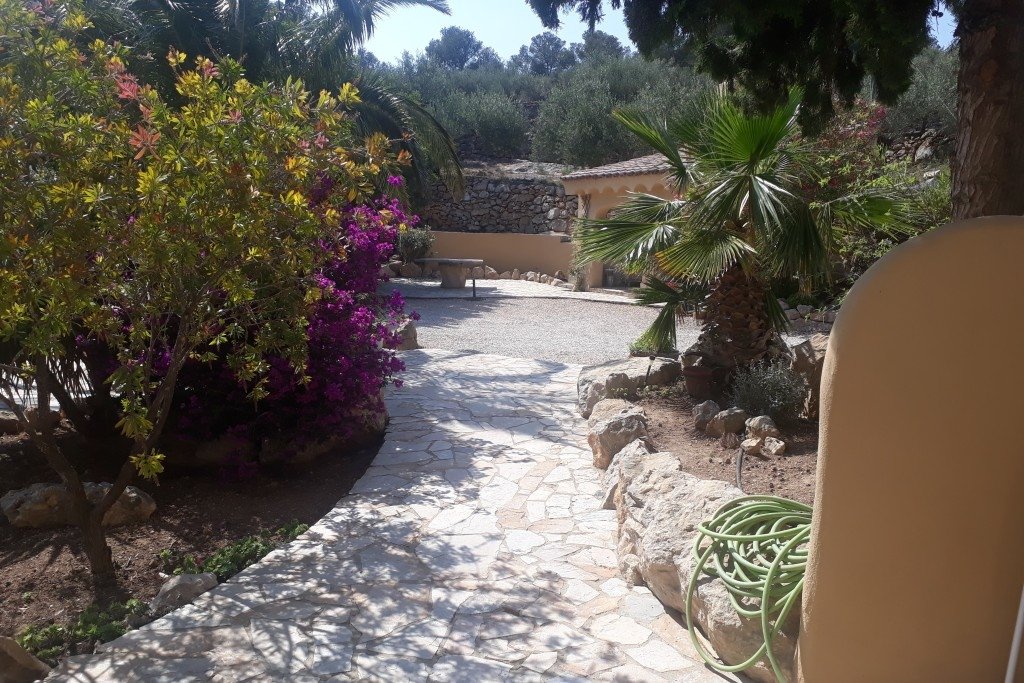 Maison avec piscine extérieure – photo 2