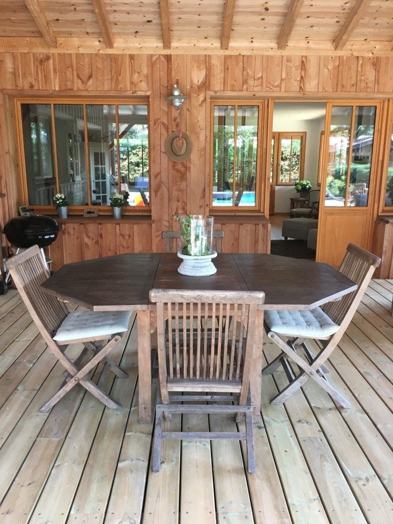 Maison dans un parc avec dépendance – photo 17