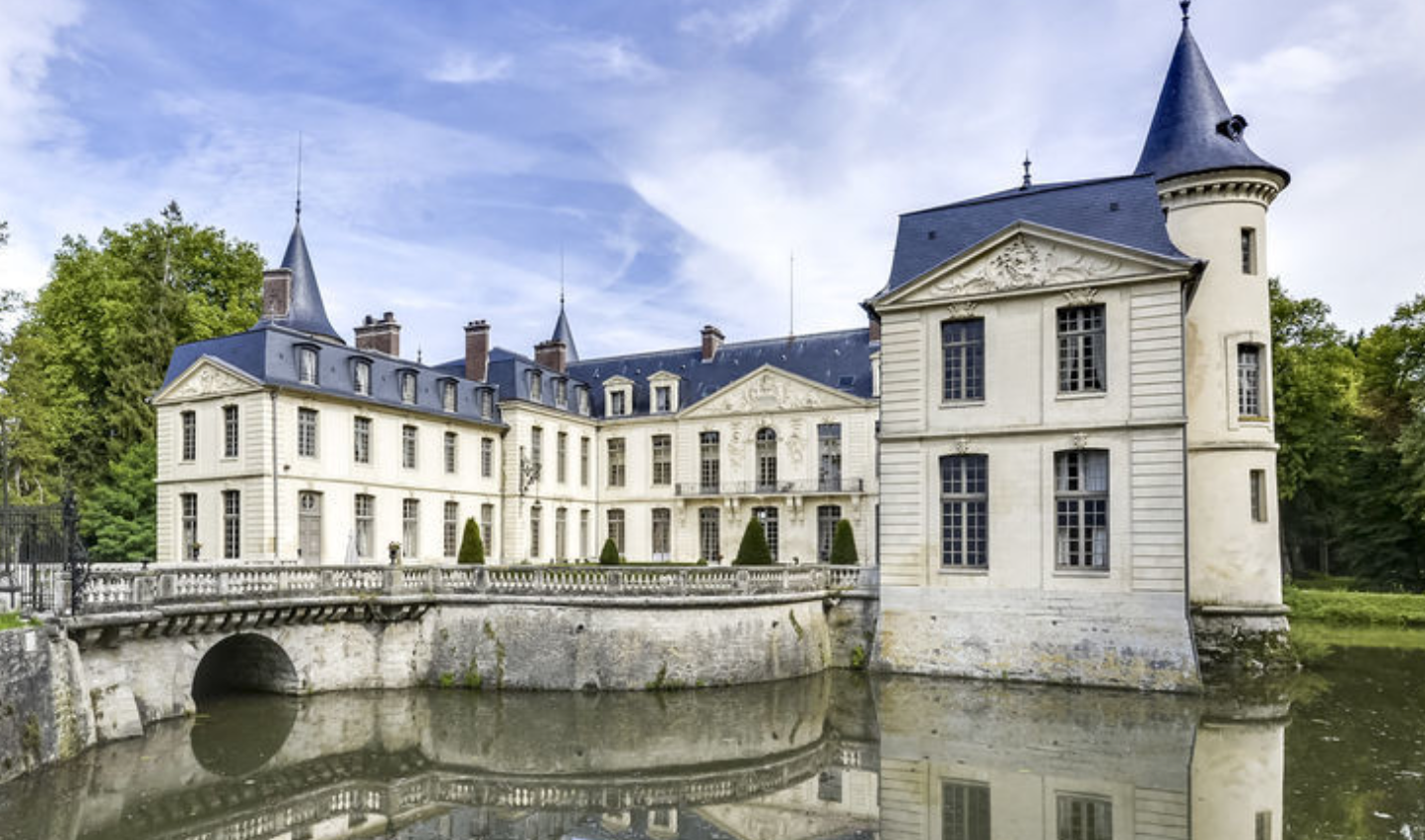 Élégant château du XVIII ème – photo 1