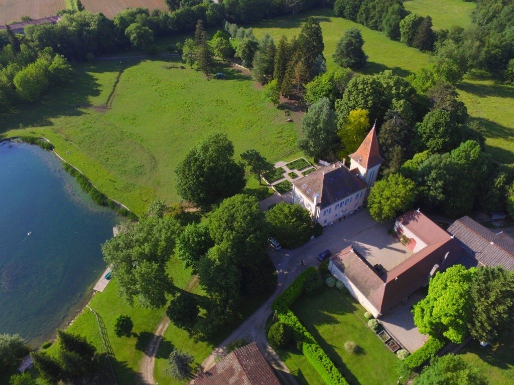 Château rénové, charme de l’ancien – photo 2