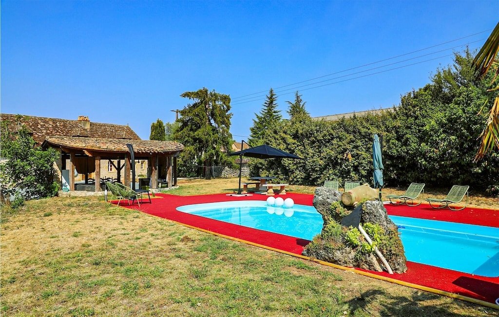 Longère authentique avec piscine – photo 1