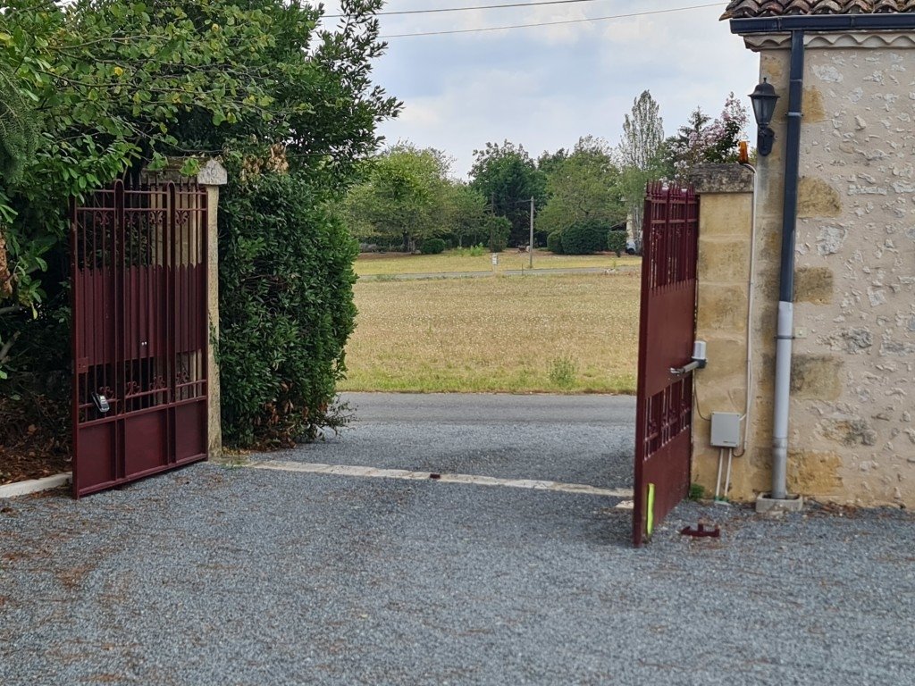 Longère authentique avec piscine – photo 13