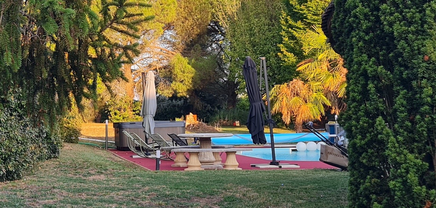 Longère authentique avec piscine – photo 14