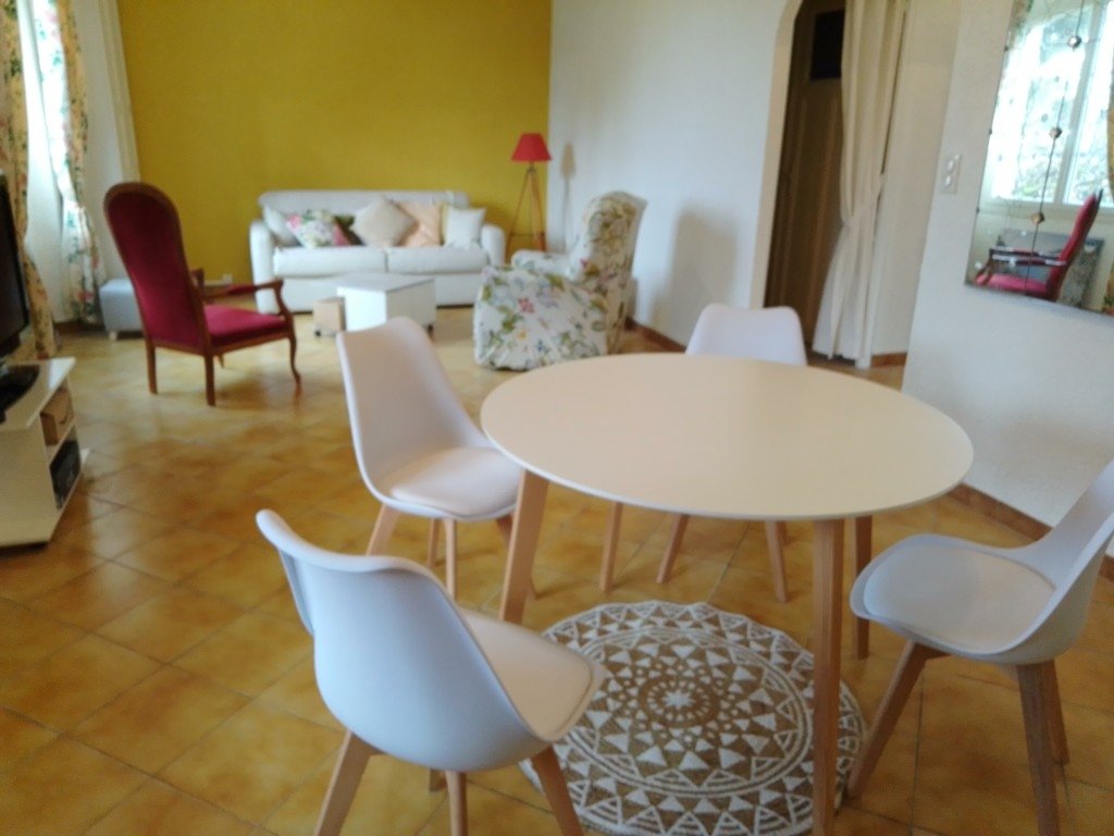 Appartement au premier étage d’une villa – photo 12