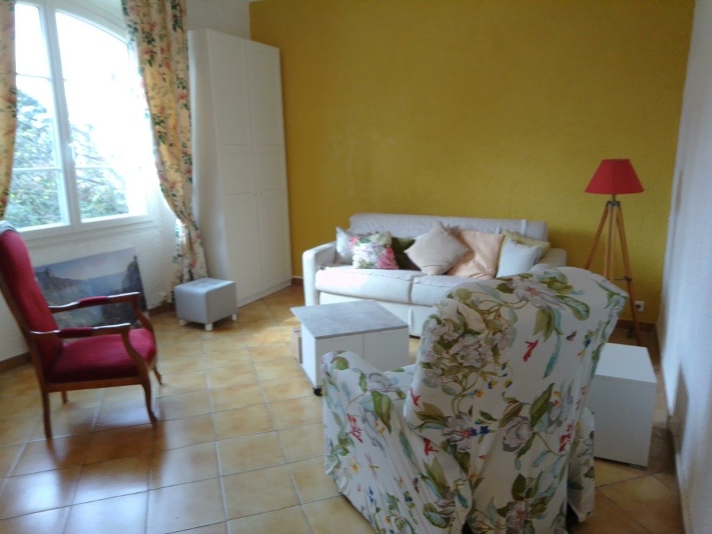 Appartement au premier étage d’une villa – photo 13