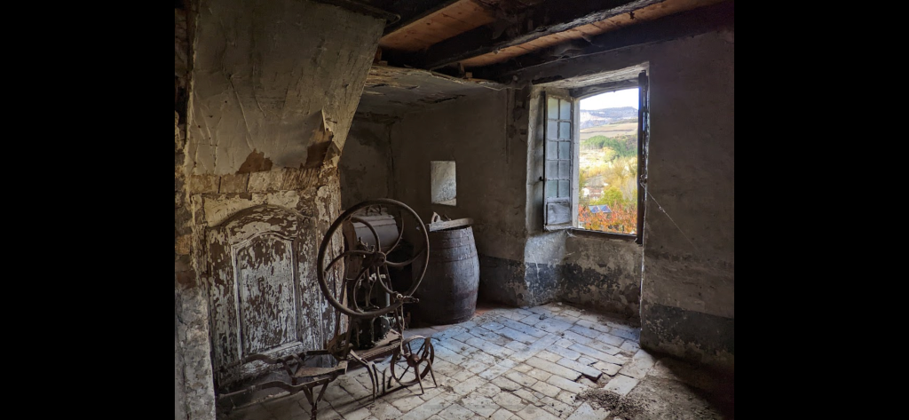 Maison du XVIIème siècle vide dans le sud – photo 10
