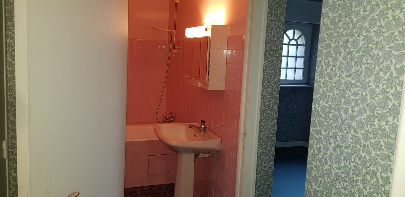 Maison typique peu meublée – photo 10