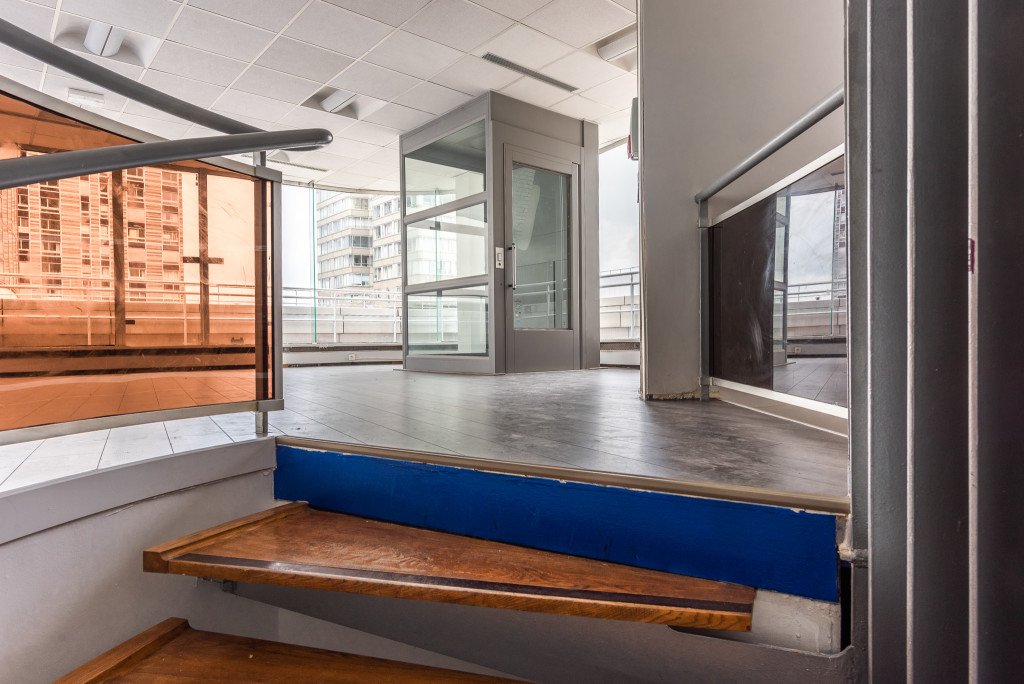 Immeuble futuriste – photo 13