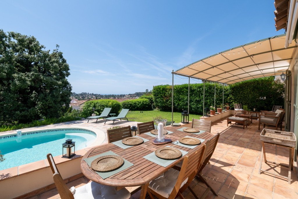 Villa avec jardin et piscine – photo 6