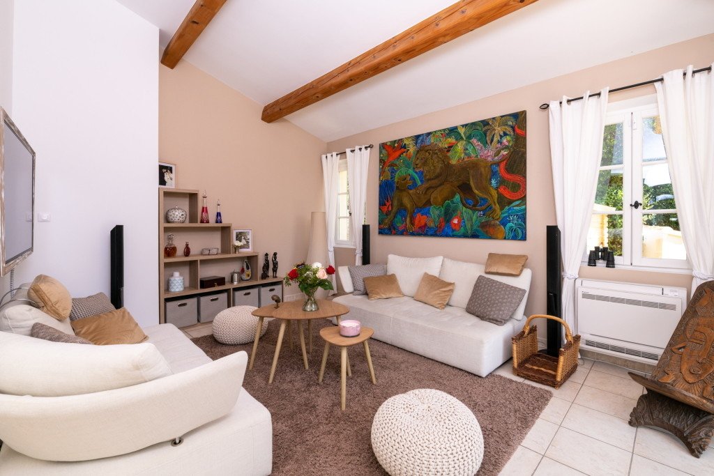 Villa avec jardin et piscine – photo 9